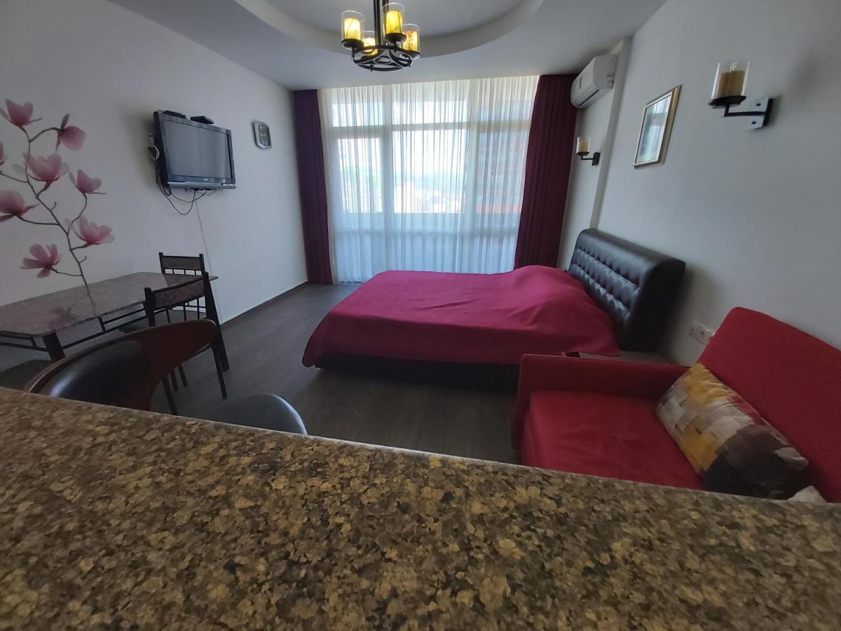 Апартаменты PREMIUM KLASS Батуми Экстерьер фото
